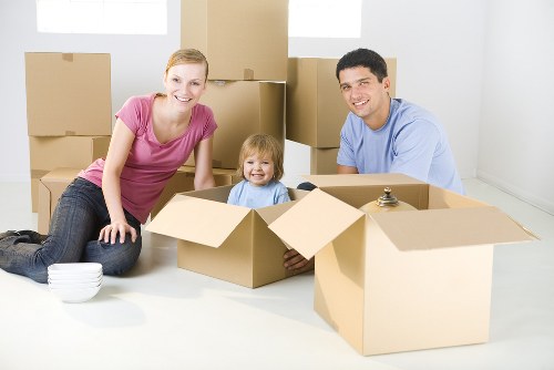 Local home moving team planning a Pentonville property move