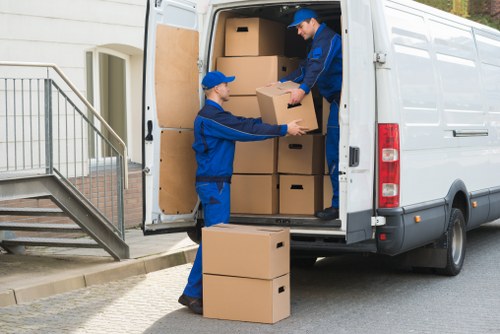 Professional packing and unpacking services in Pentonville for a smooth home move