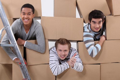 Keyboard navigation and clear headings for Pentonville moving services website